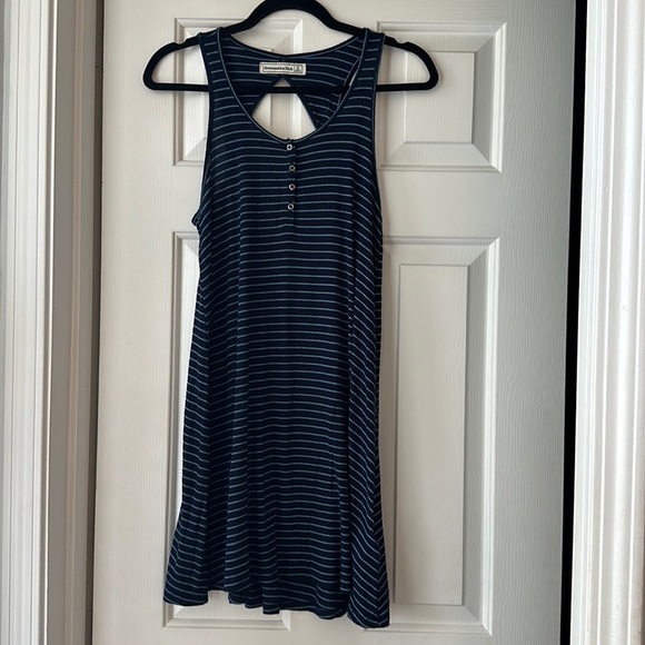Abercrombie and fitch blue navy striped sleeveless swing dress open back small - Picture 1 of 3